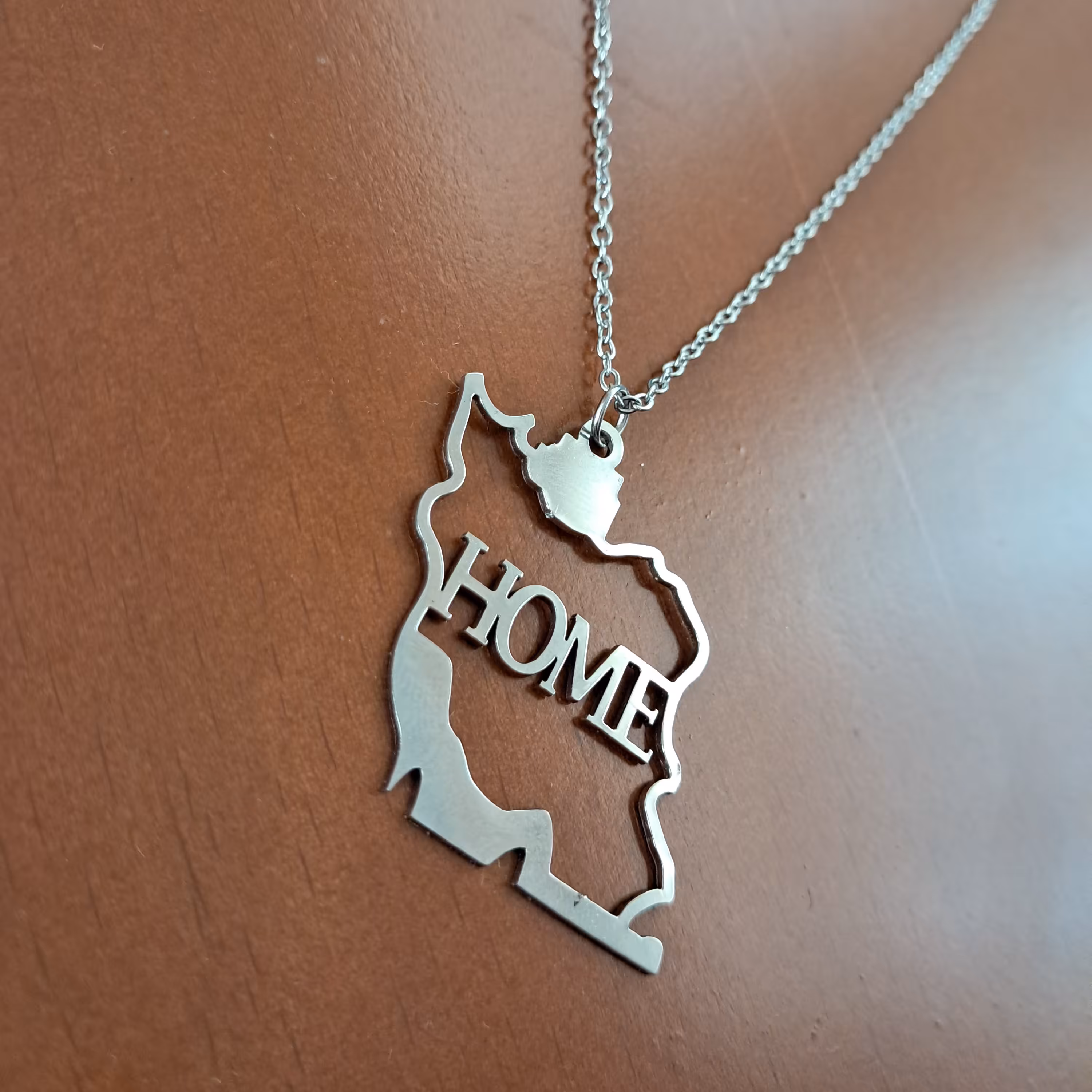 گردنبند مدل ایران Home استیل رنگ ثابت 