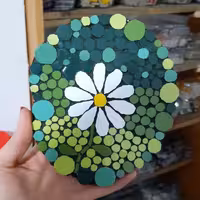 زیرلیوانی یا تابلو دیوارکوب طرح گل بابونه