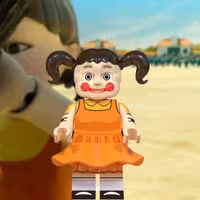 لگو کمیاب عروسک بازی از سری سریال اسکویید گیم 