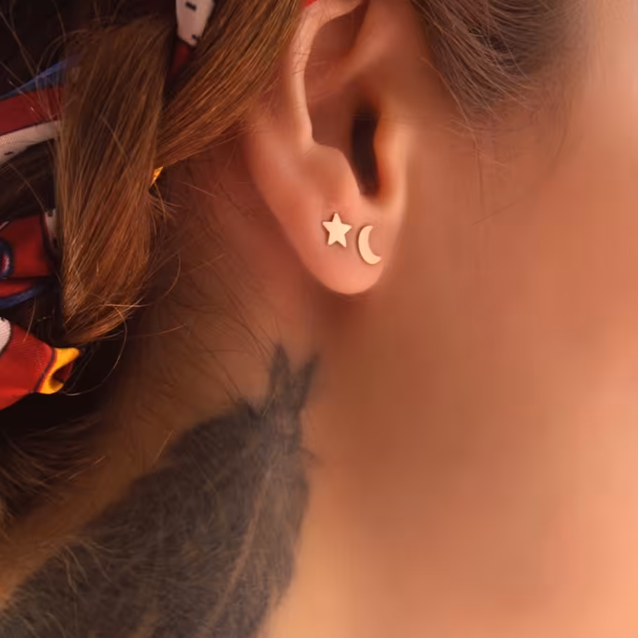 گوشواره میخی ماه و ستاره استیل و ضد حساسیت کد 714