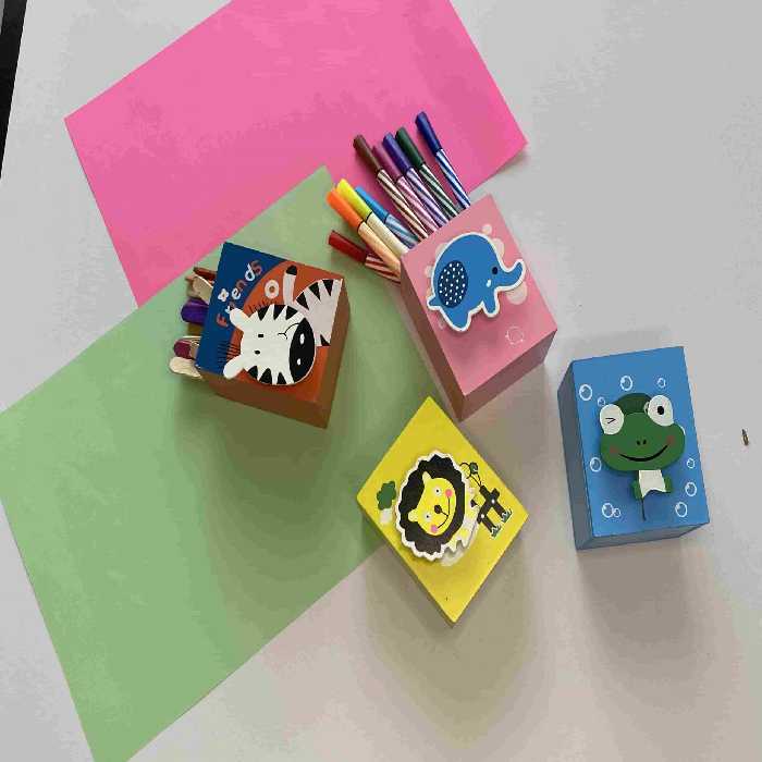 جامدادی چوبی گیره دار