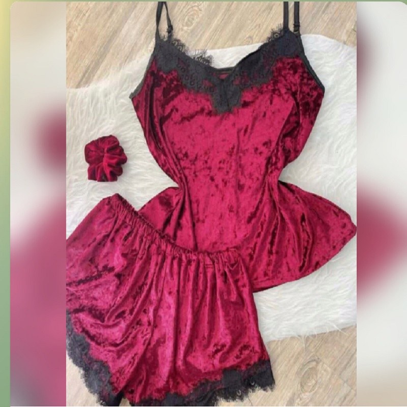 ست مخمل پاییزه دارای رنگ بندی سبز مشکی قرمز