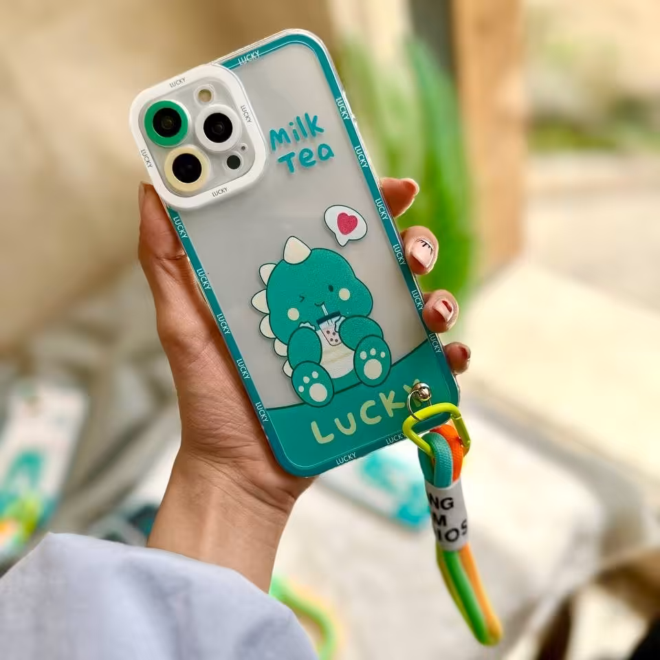 قاب گوشی بچه اژدها به همراه بند لندیارد برای آیفون سامسونگ شیائومی 