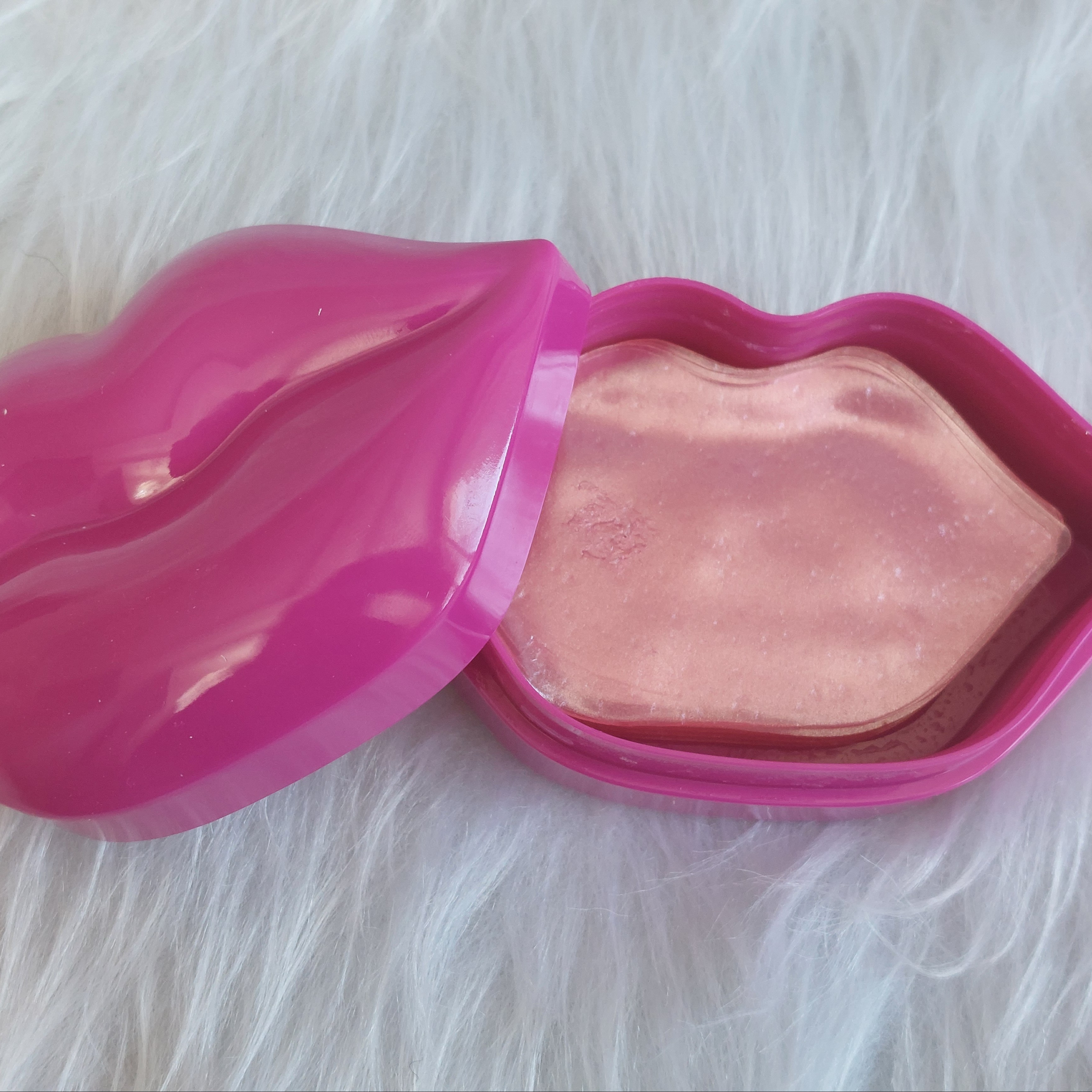 پچ لب سرسان لاو