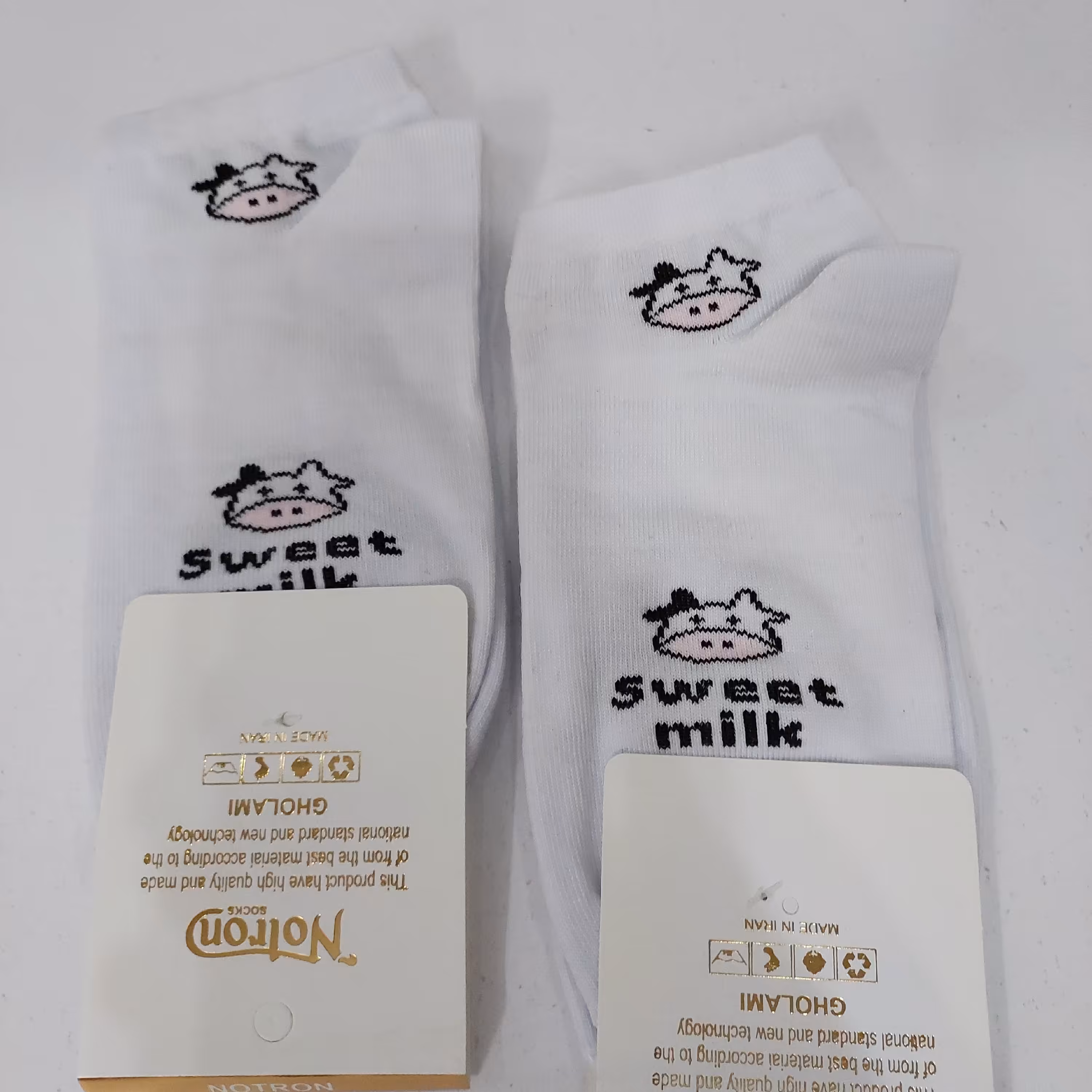 جوراب مچی اسپورت زبرا 2عدد به رنگ سفید طرح دار لنگه به لنگ مناسب فصل