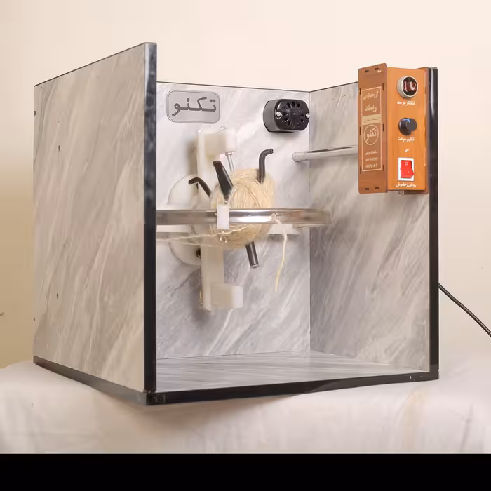 چرخ ریسندگی پشم با قابلیت کلاف پیچ خودکار