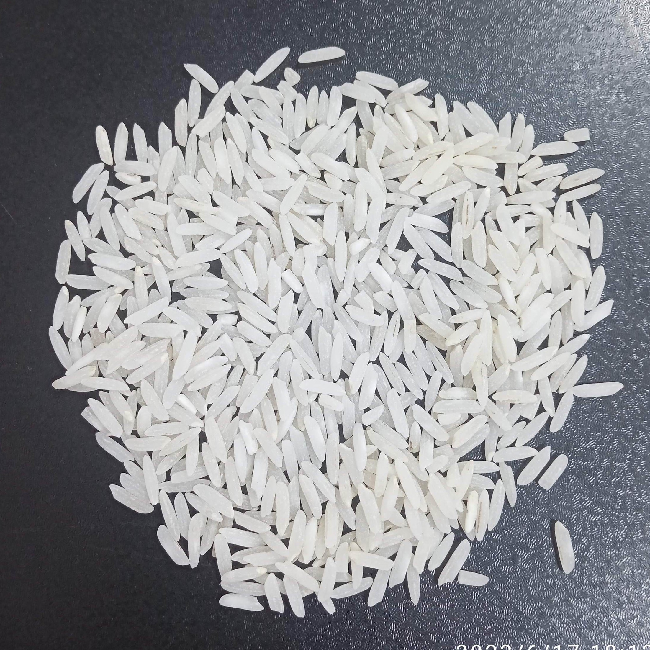 برنج فجر سرگل بسیار خوش پخت وخوشمزه است وری زیادی دارد.
