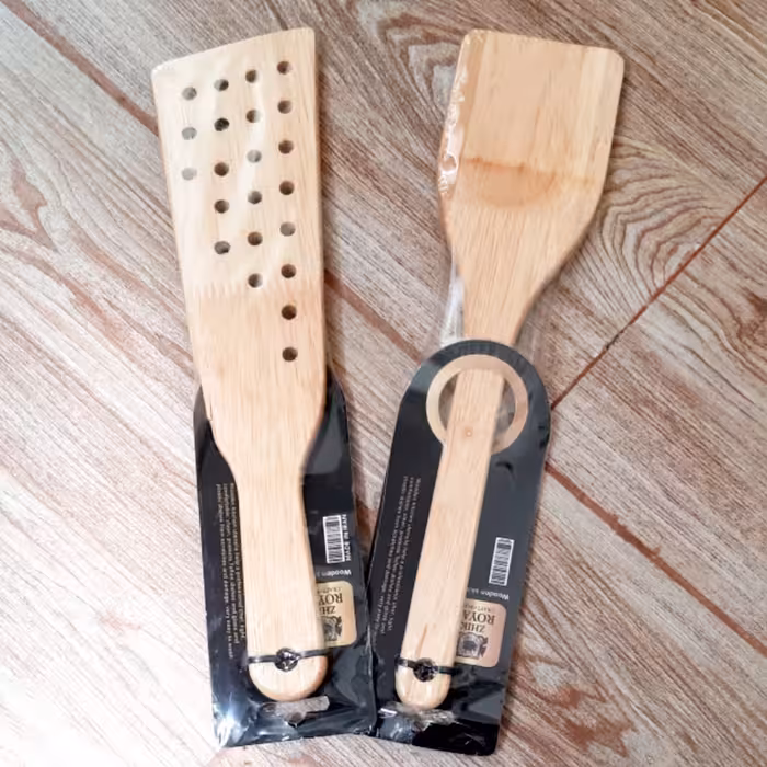 کفگیر چوبی رومانتیک