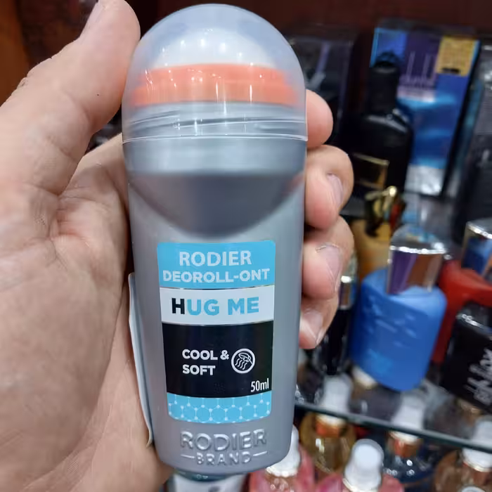 مام رول 50گرمی رودی یر با رایحه  HUG MEبا ماندگاری بالا و بدون اثر گذاری رو لباس با بوی بهترین ادکلن های دنیا
