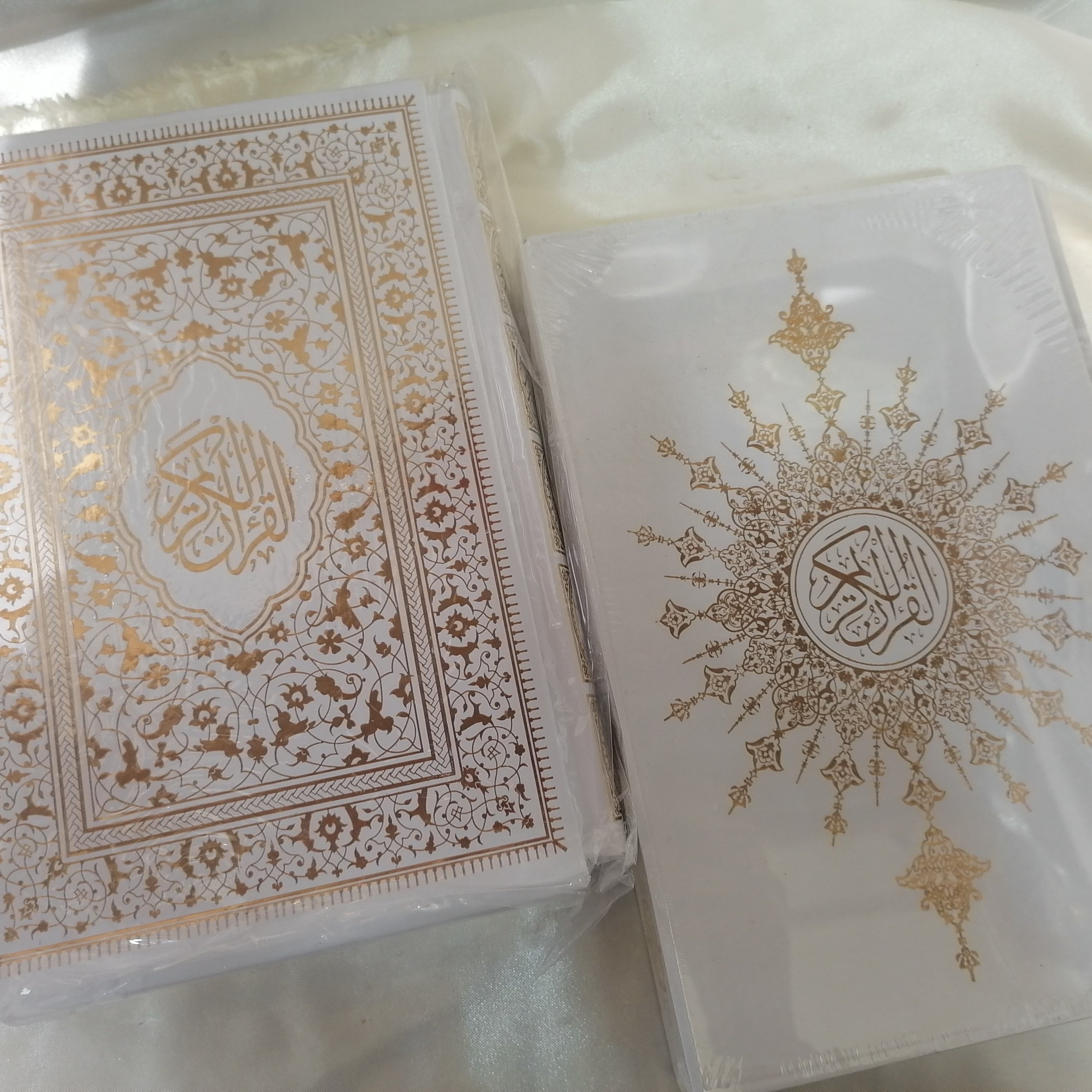 قرآن وزیری کشویی طلاکوب خط نسخ