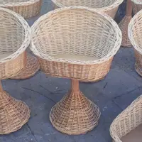 سبد پایه دار آجیلی بیضی  تیناسادات خودرنگ ارتفاع از جلو 60و ارتفاع از پشت 85سانت تضمین کیفیت  (هزینه ارسال با مشتری )