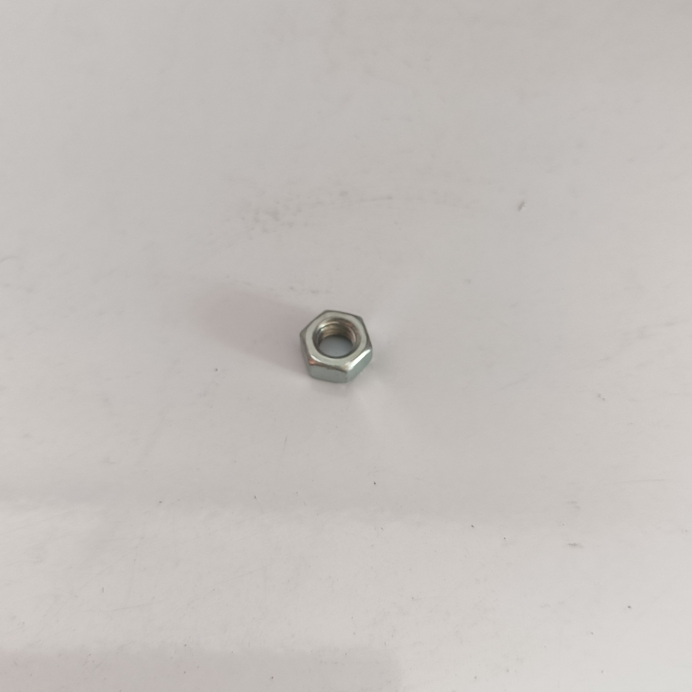 مهره ی گالوانیزه شماره ی 5