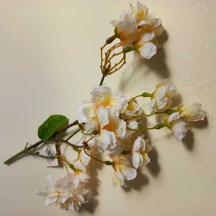 شکوفه مصنوعی شیری کد 2