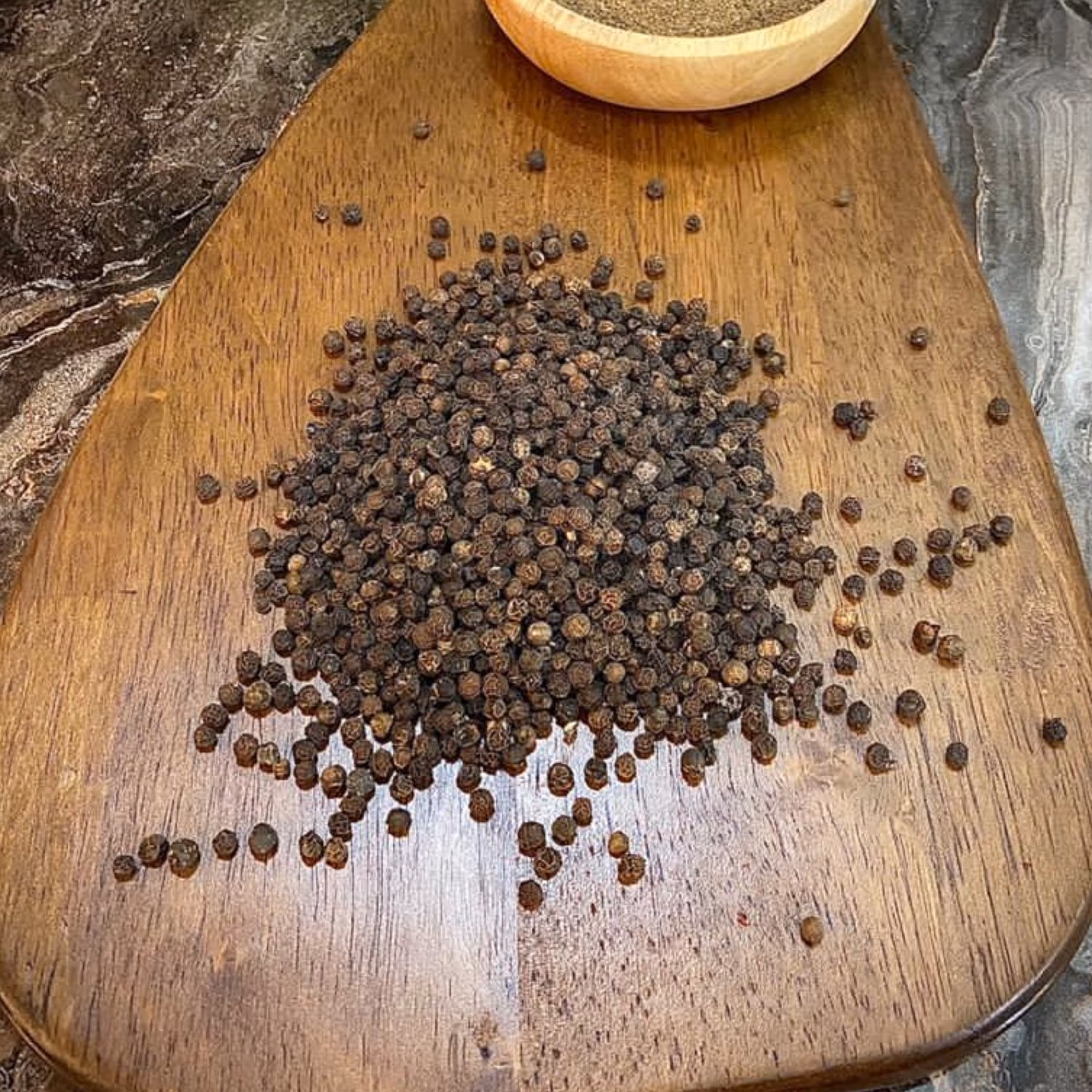 فلفل سیاه درشت(500گرمی)