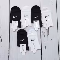 جوراب نیم ساق اسپرت رنگ سفید و مشکی 