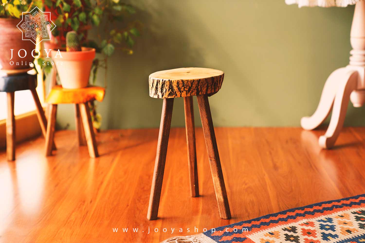 استند چوبی ترنج