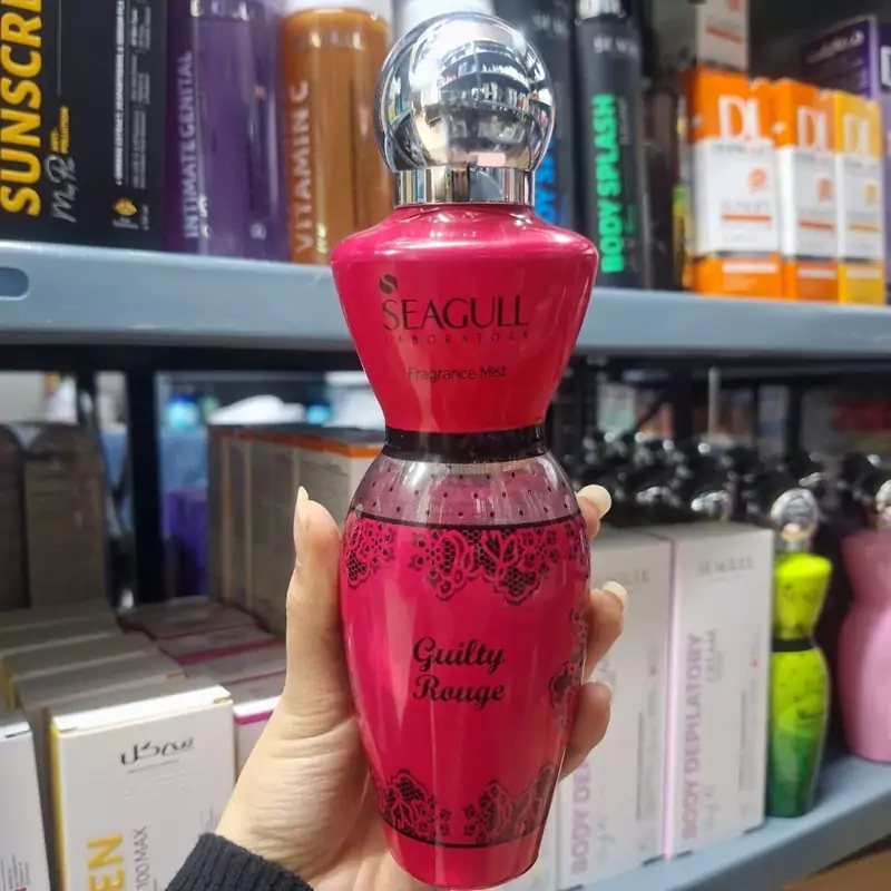 اسپری خوشبو کننده بدن مدل Guilty Rouge حجم 250میل سی گل