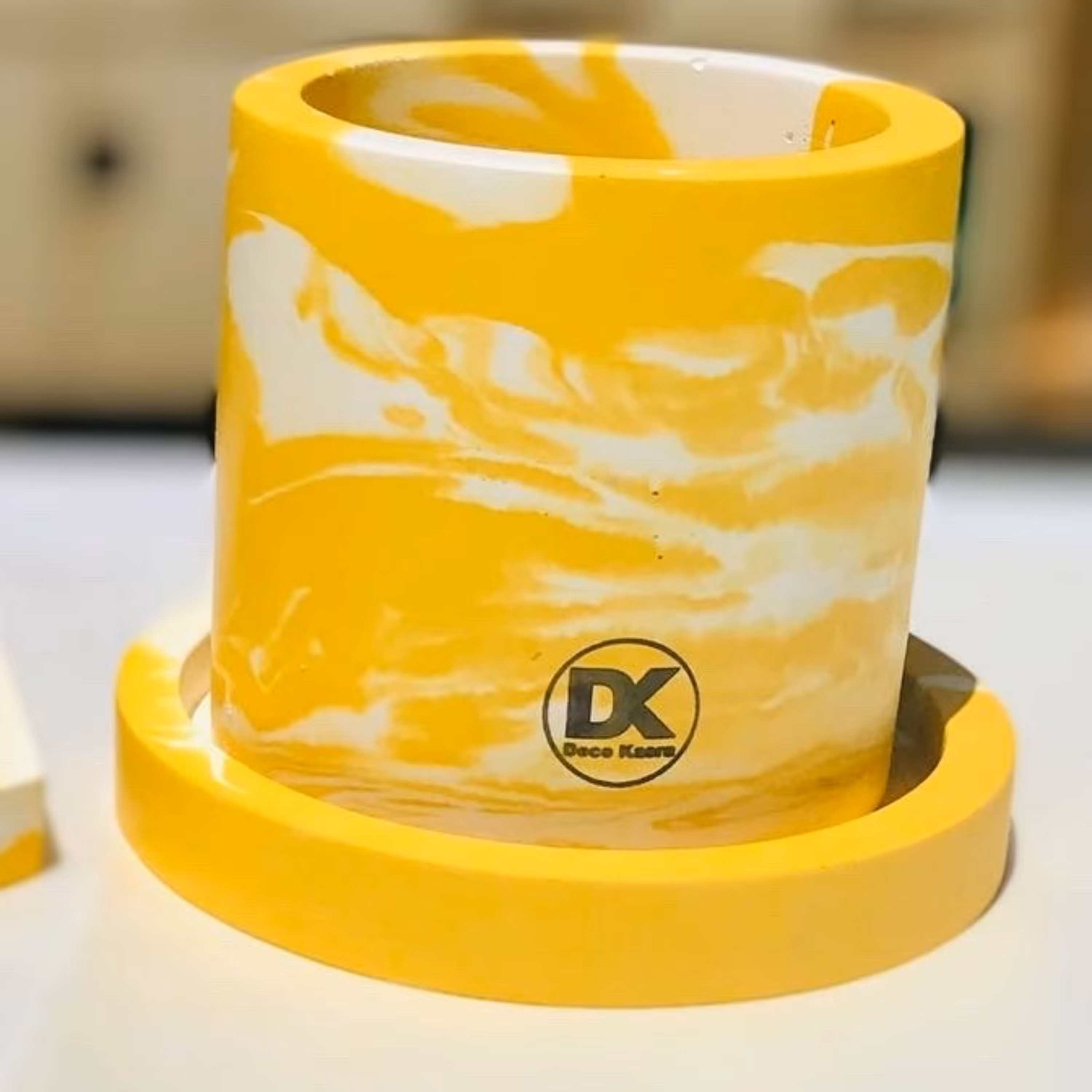 گلدان بتنی استوانه با زیره