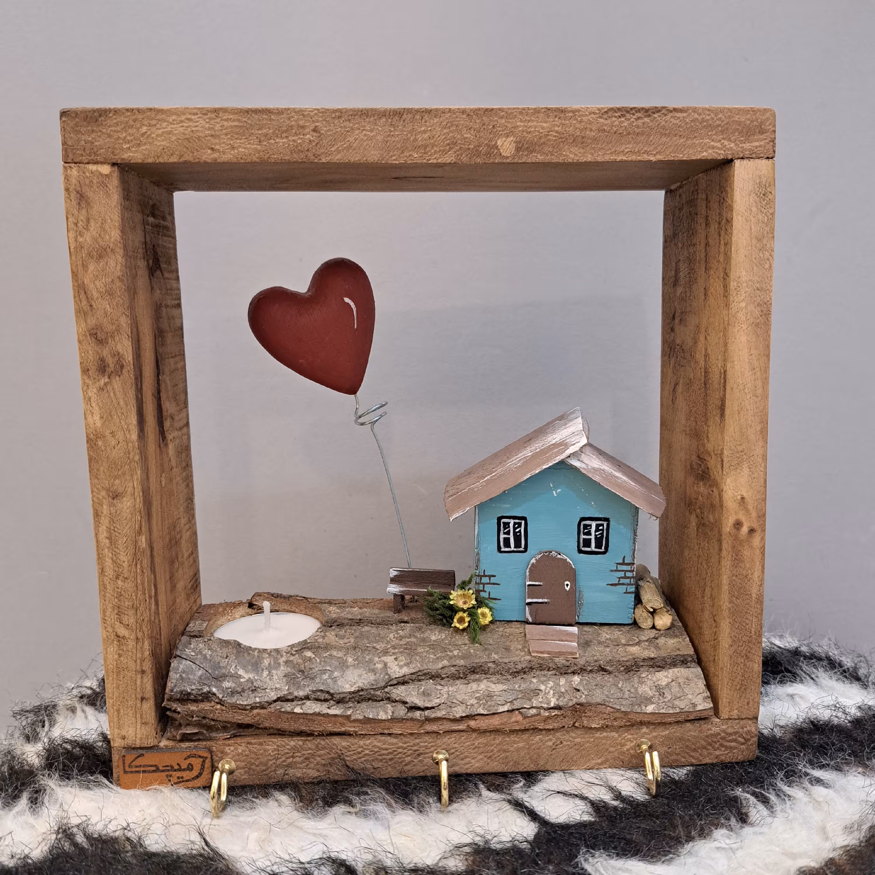 جاکلیدی چوبی طرح خونه