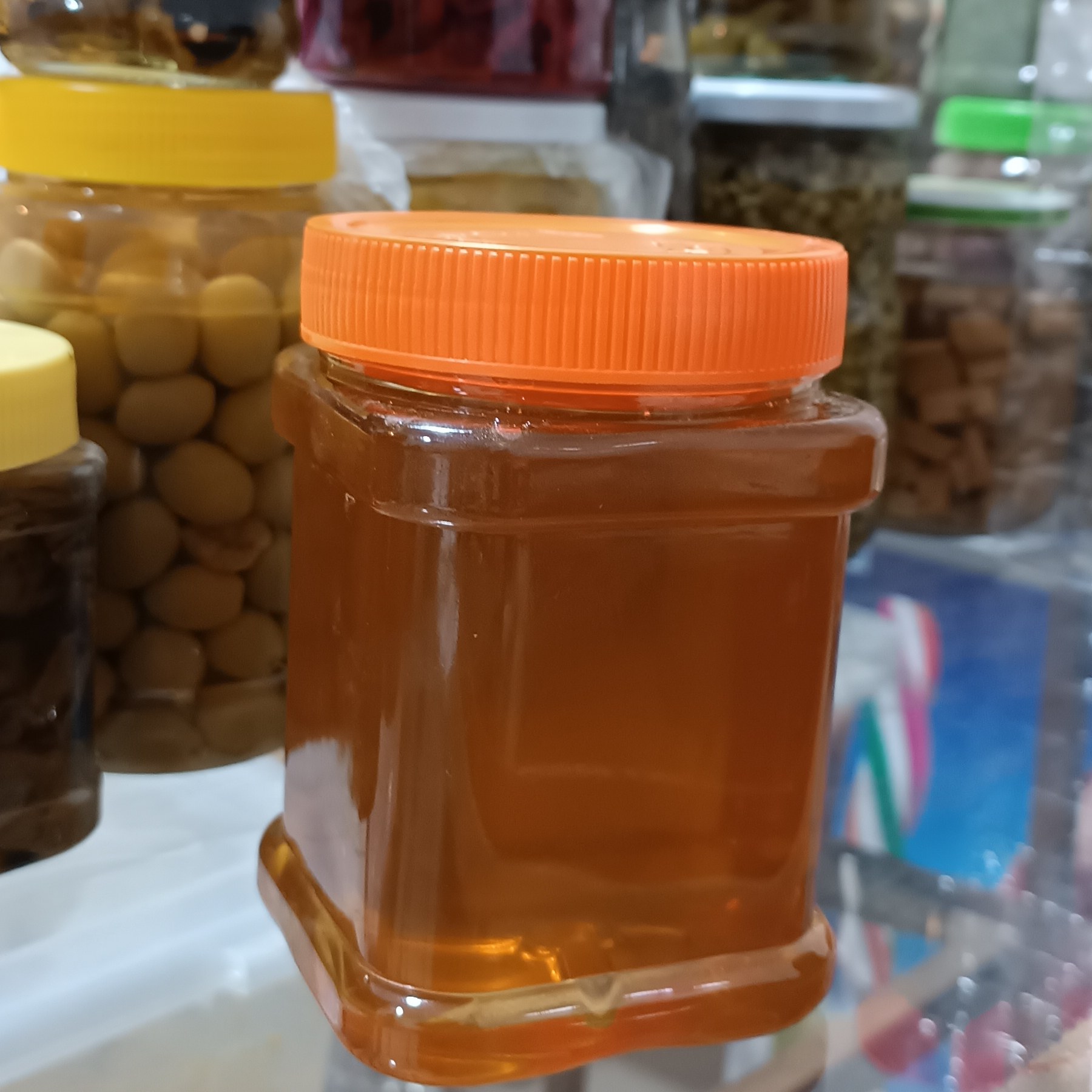 عسل منطقه کردستان تضمینی و درجه یک  جار یک کیلویی