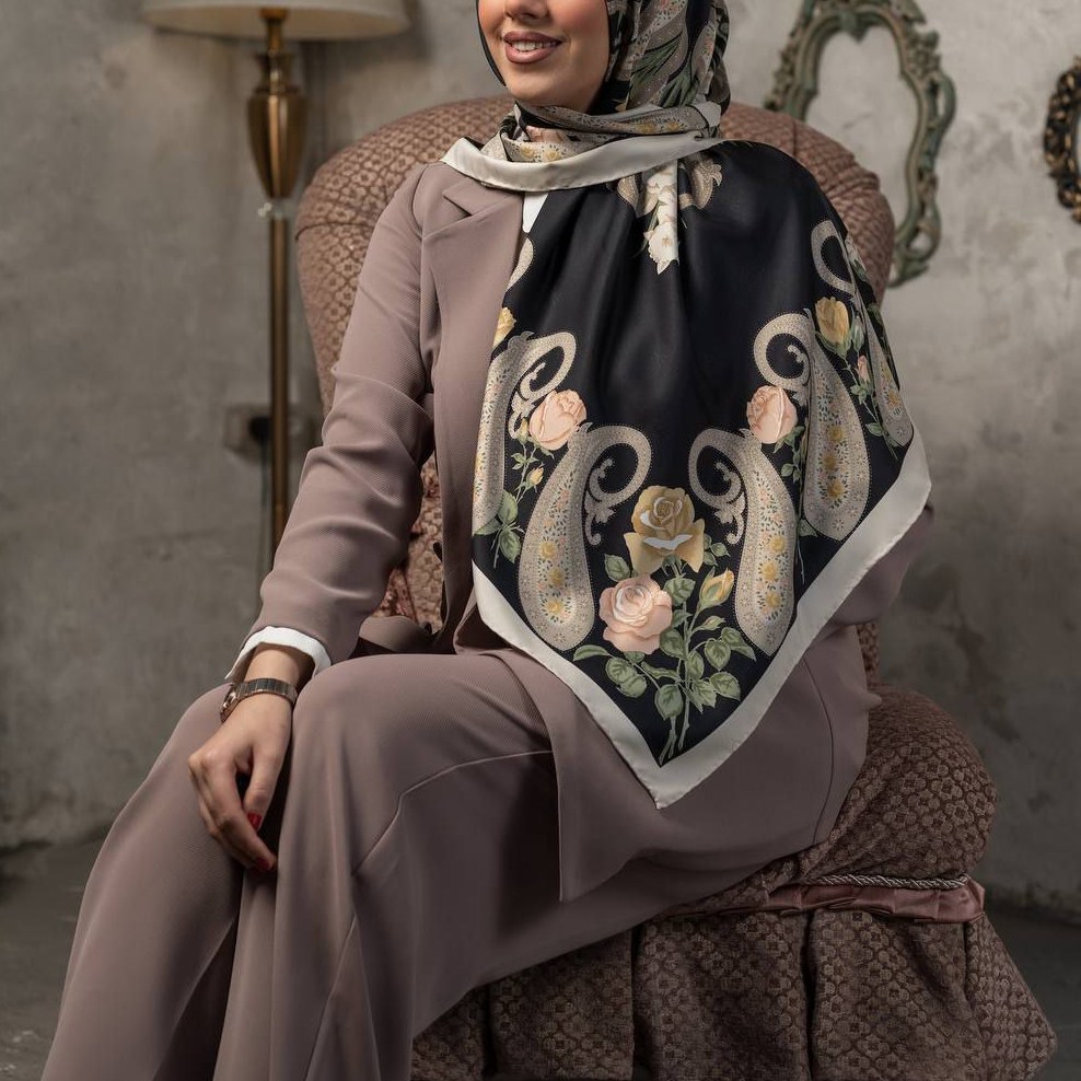 روسری ابریشم ژاکارد مجلسی 7 کد 362