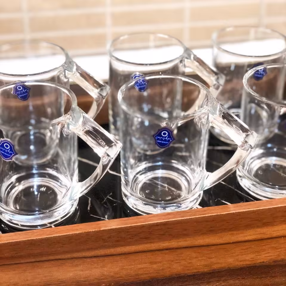 لیوان دسته دار 