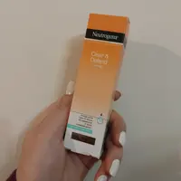 ژل ضد جوش فوری  نوتروژینا مدل Clear and Defend حجم 15 میلی لیتر  نیتروژنا 