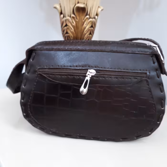 چرم طبیعی دستدوز