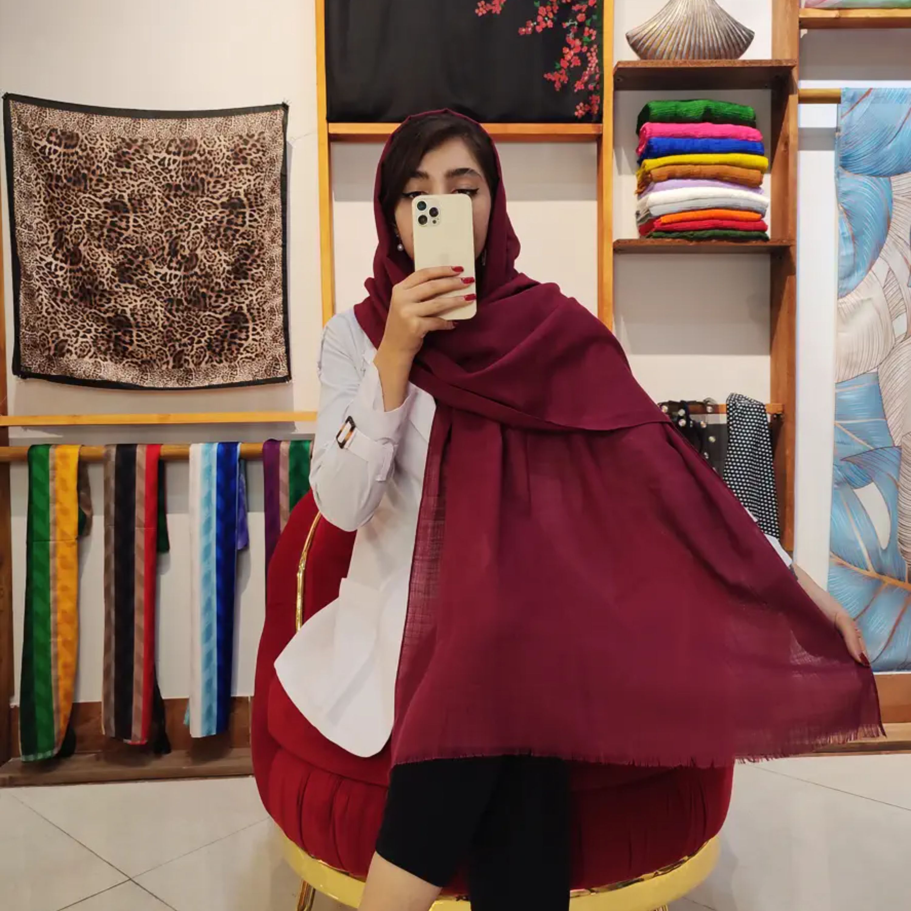 شال ساده رنگ زرشکی لنین نخی 5778