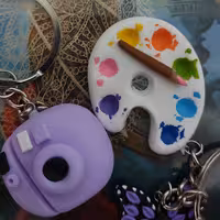 آویز  خمیری