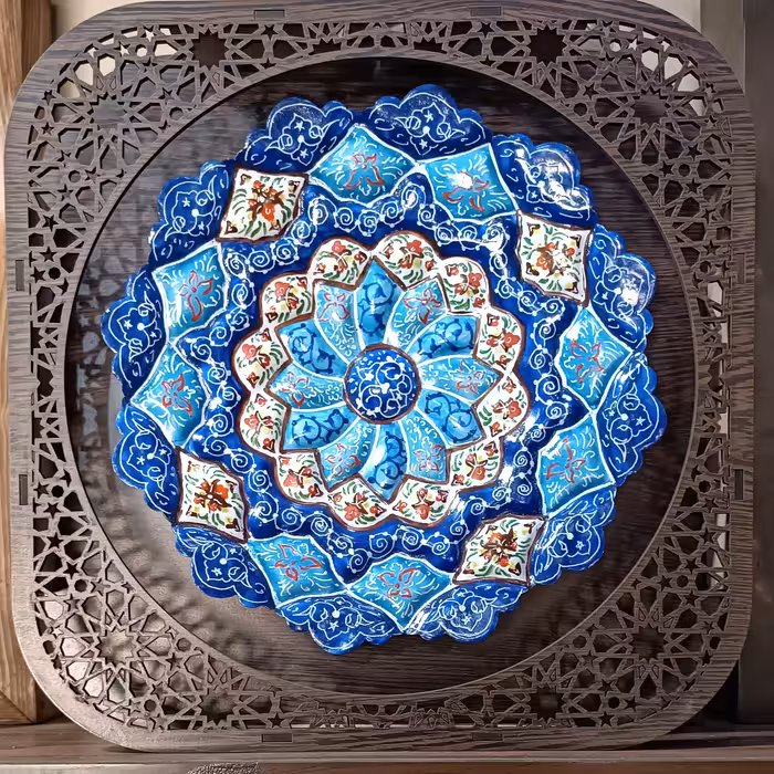تابلوی بشقاب مینا کاری شده