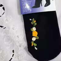 جوراب گلدوزی شده با دست  