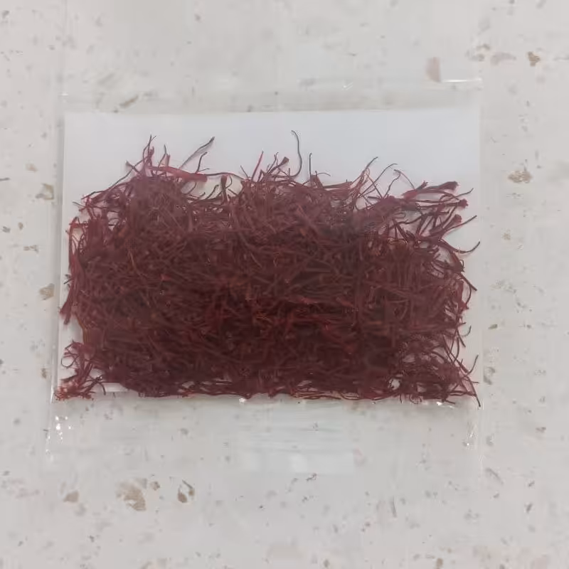 زعفران سر گل درجه یک (2گرمی) با رنگ دهی و عطر عالی