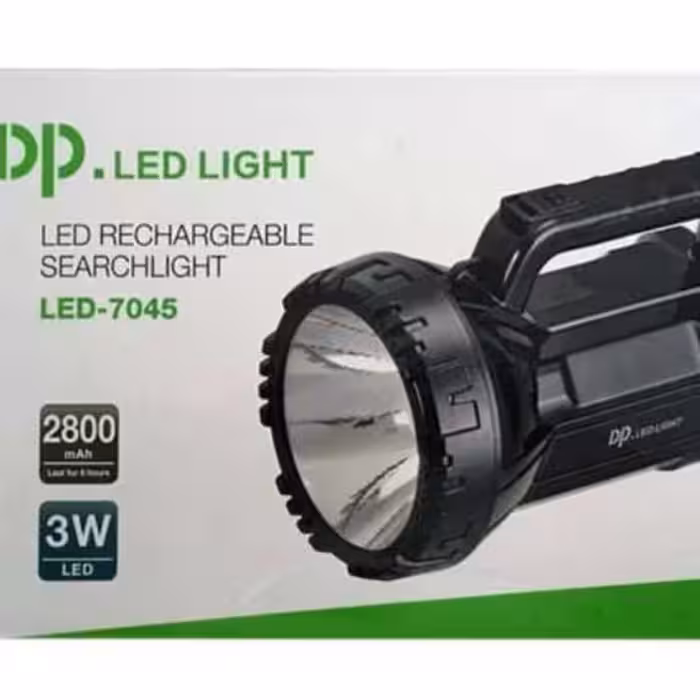 چراغ دستی نورافکن 7045 dp از پرفروشترین چراغ های موجود در بازار ایران با ساخت بدنه عالی و سبک با لامپ 3وات 