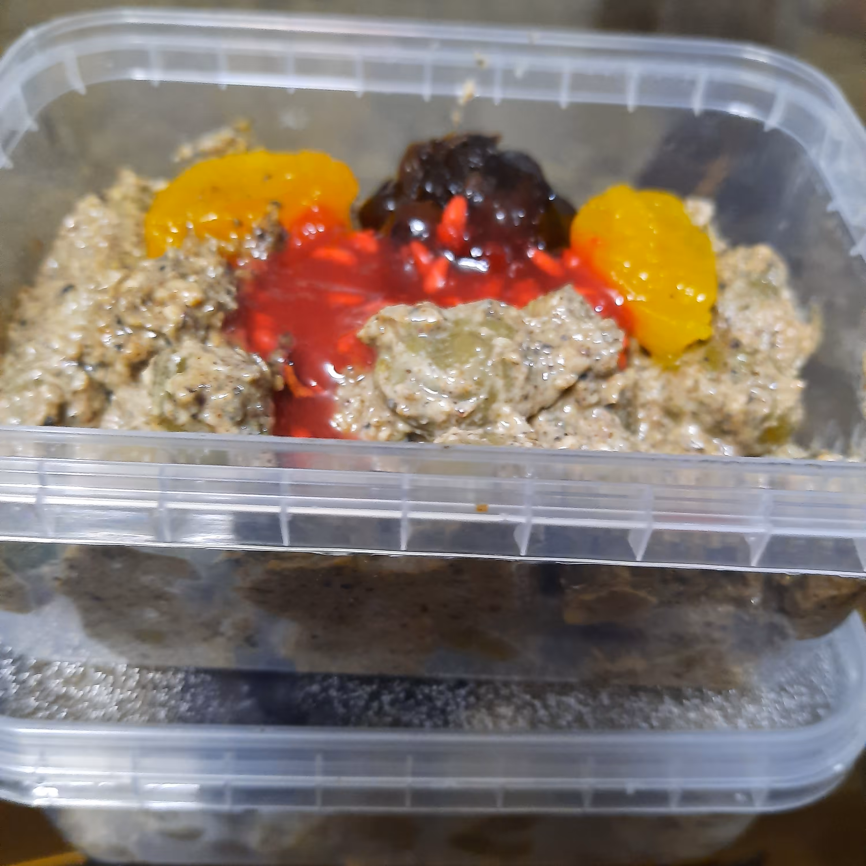 زیتون پرورده پرگردو (100 گرمی)