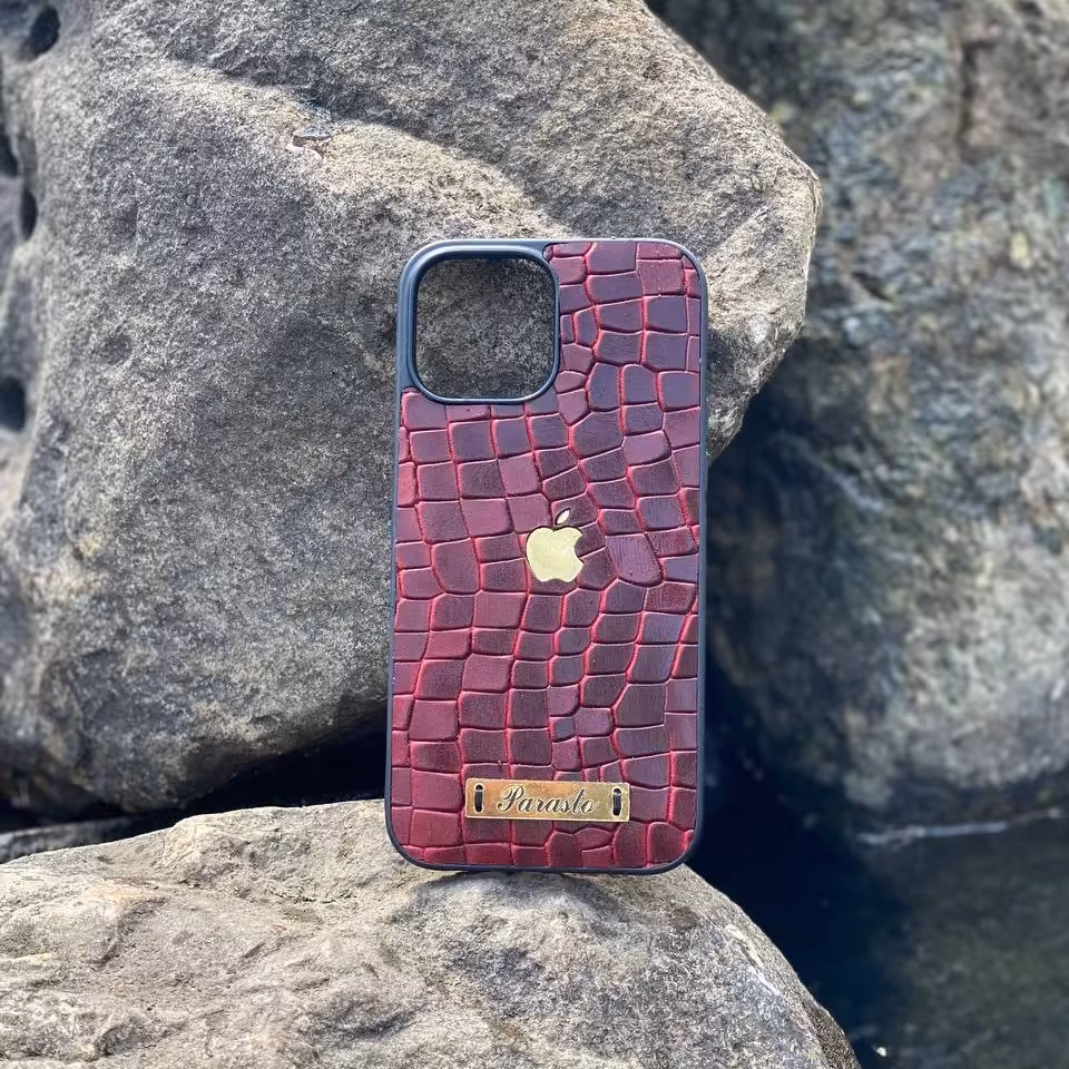 قاب با چرم طبیعی و نوشته دلخواه شما