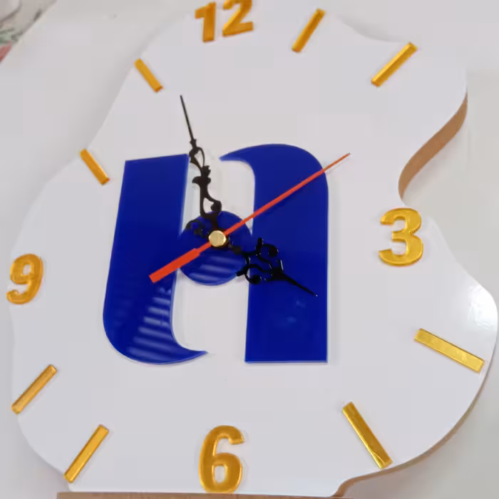 ساعت بچه گانه رومیزی تبلیغاتی ودکوری و.. ام دی اف با روکش رزینی