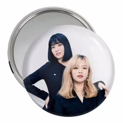آینه جیبی خندالو مدل جونگیون و مومو گروه توایس TWICE کد 11683