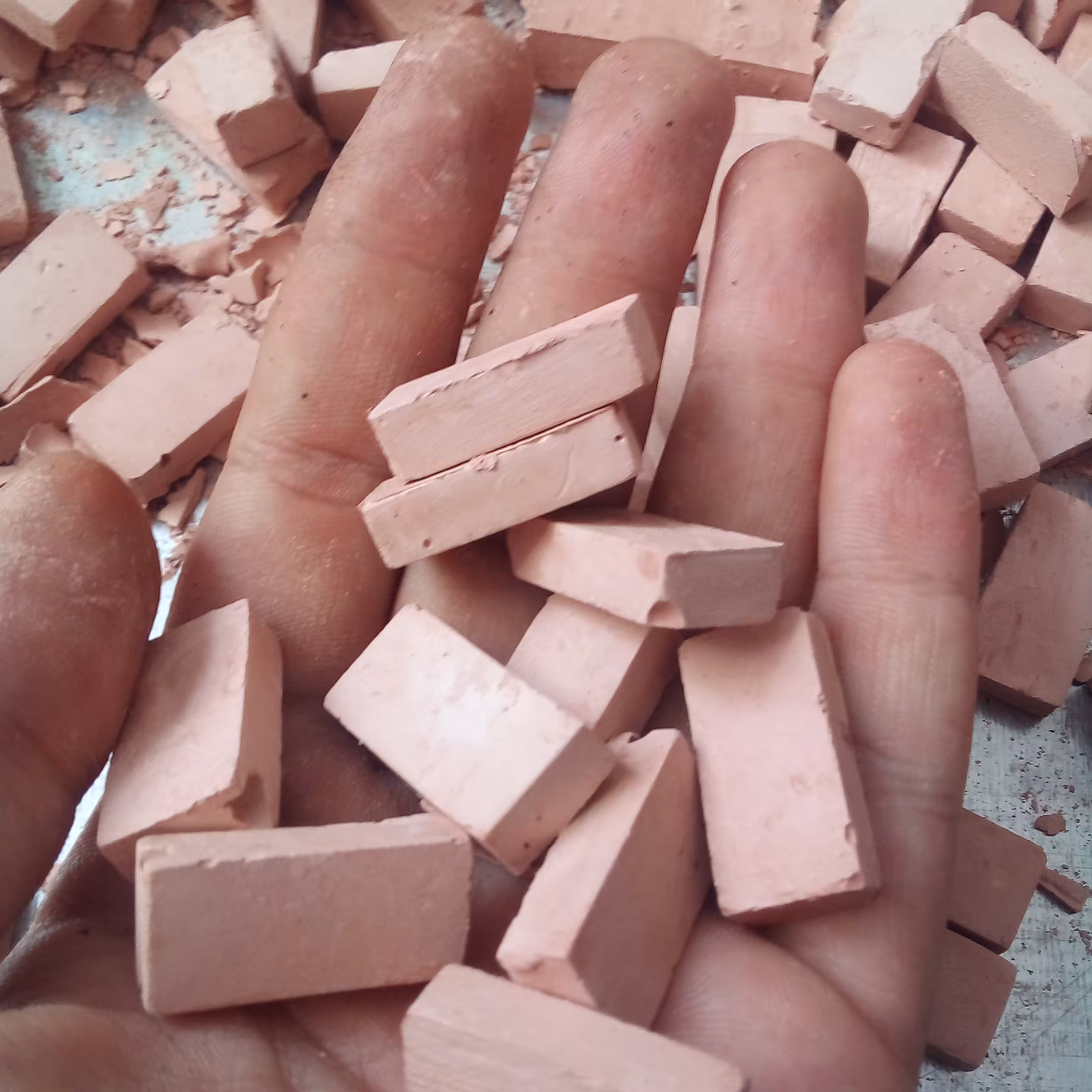 آجر اجر گلی 180 عدد مینیاتوری مخصوص ساخت خانه های کوچک مینیاتوری  پازل اموزشب 