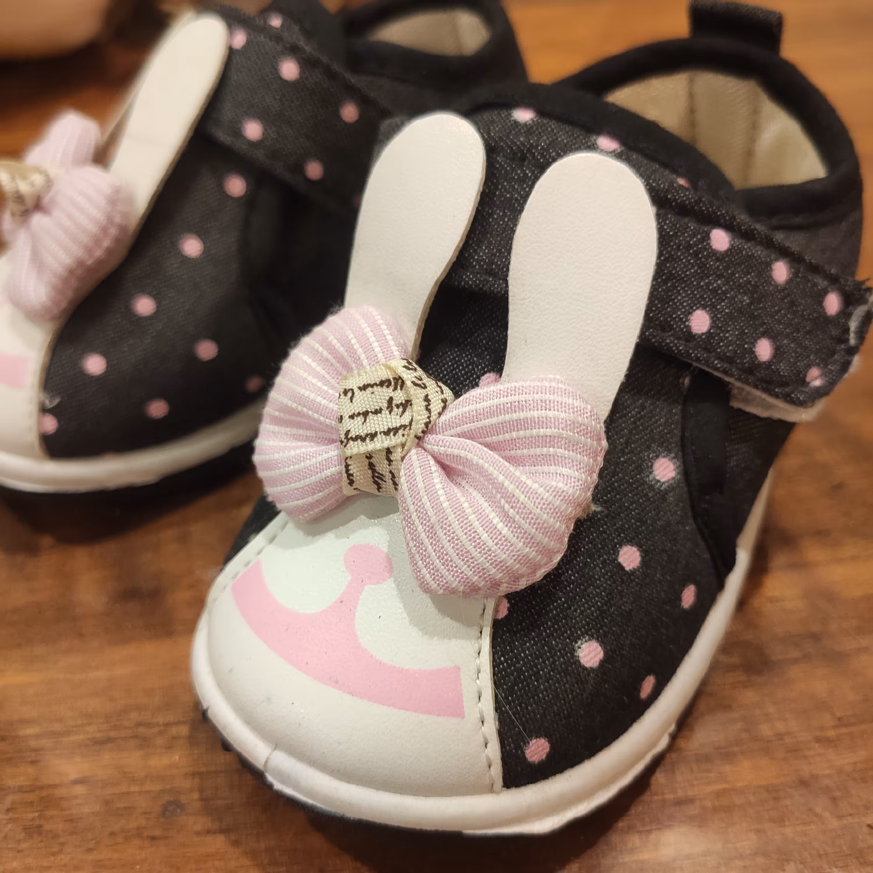 کفش سوتی جنس خوب خارجی دخترانه سایز 18 خرگوشی شیک و مجلسی