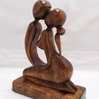 پیکره چوبی عشق 