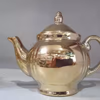 قوری دم کردن  زعفران و قهوه سرامیکی  رنگ طلایی  (پاک نمیشود)