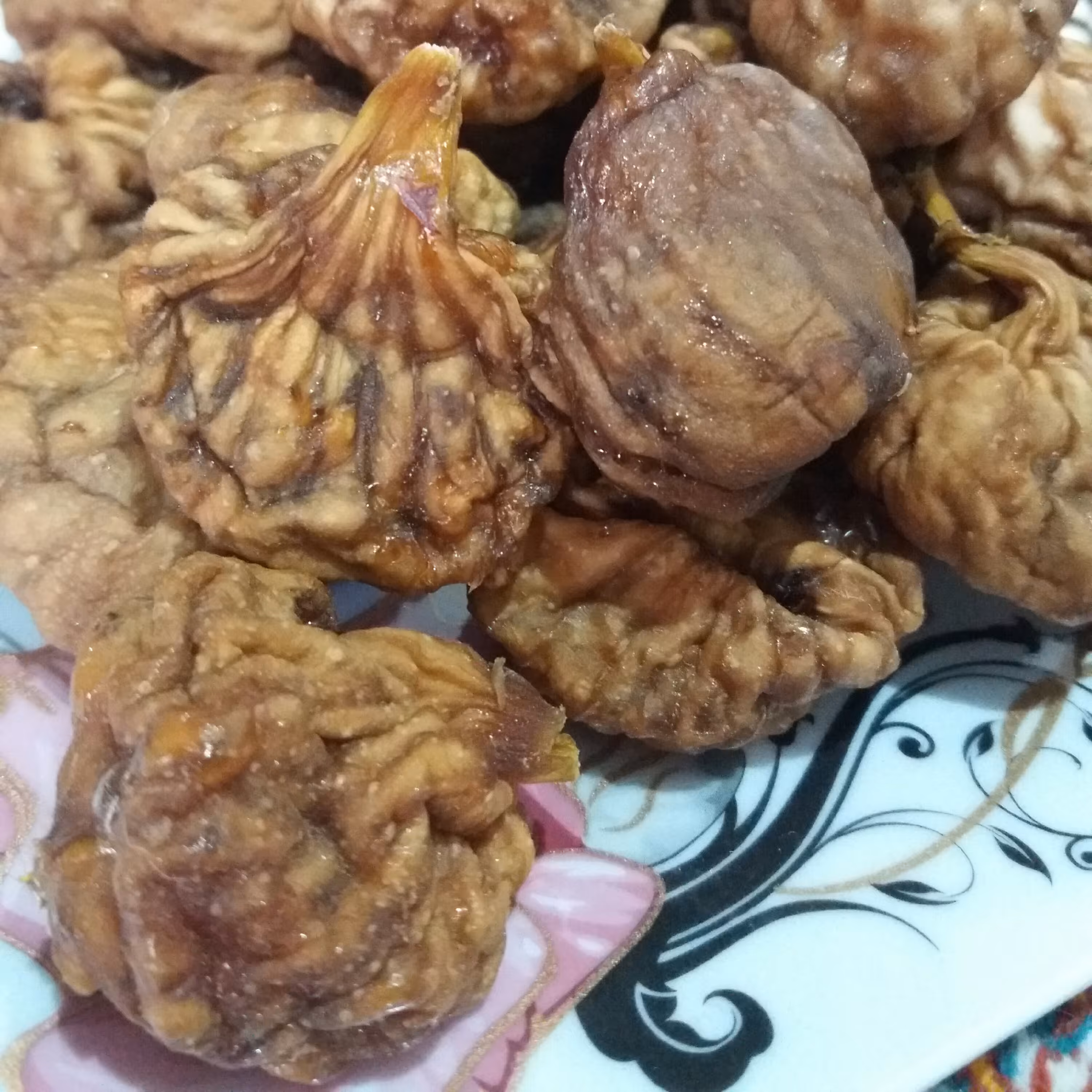 انجیر زرد خشک