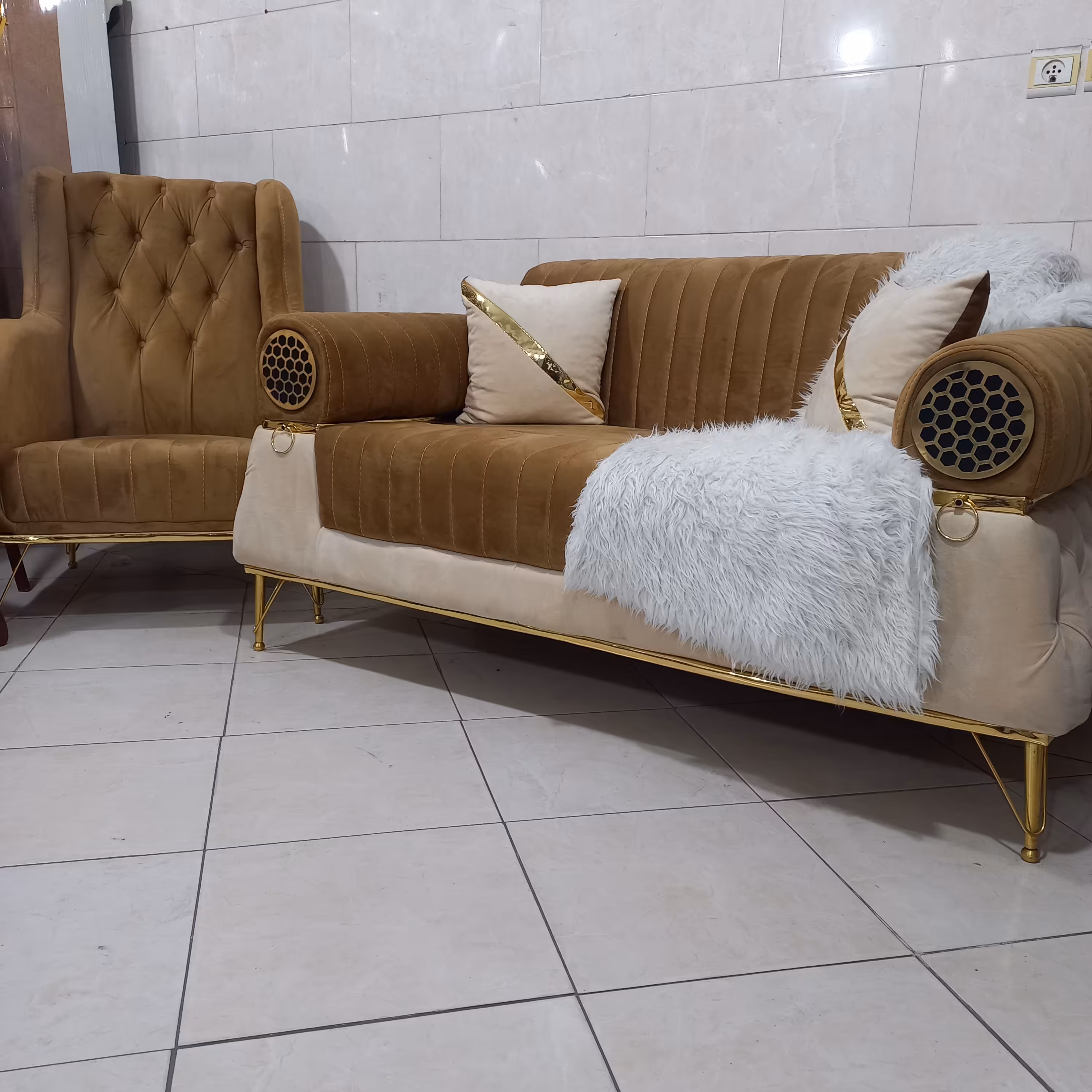 مبل راحتی مدل لارسن(پس کرایه)