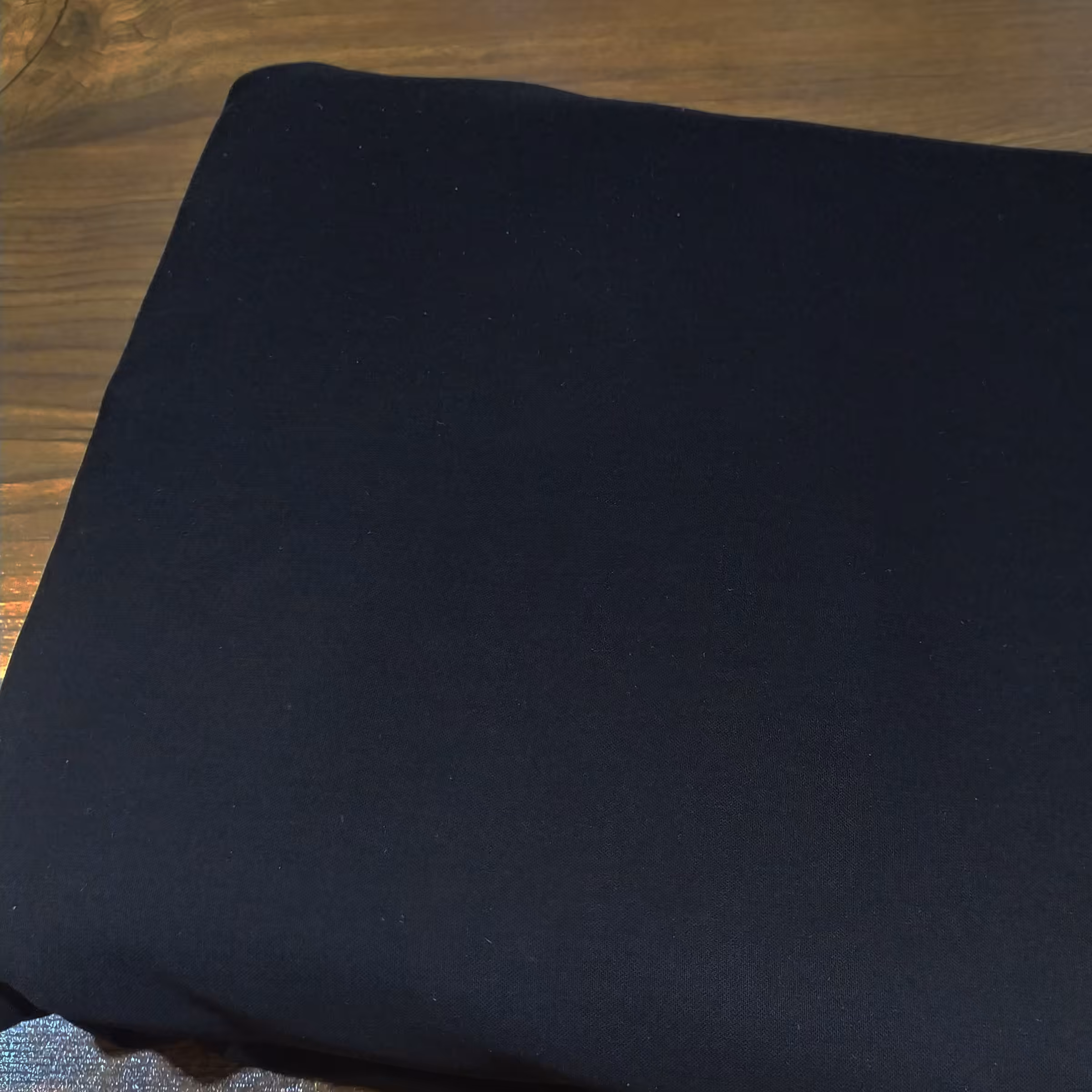 پارچه چادر مشکی  عرض 172  مشکی زاغ