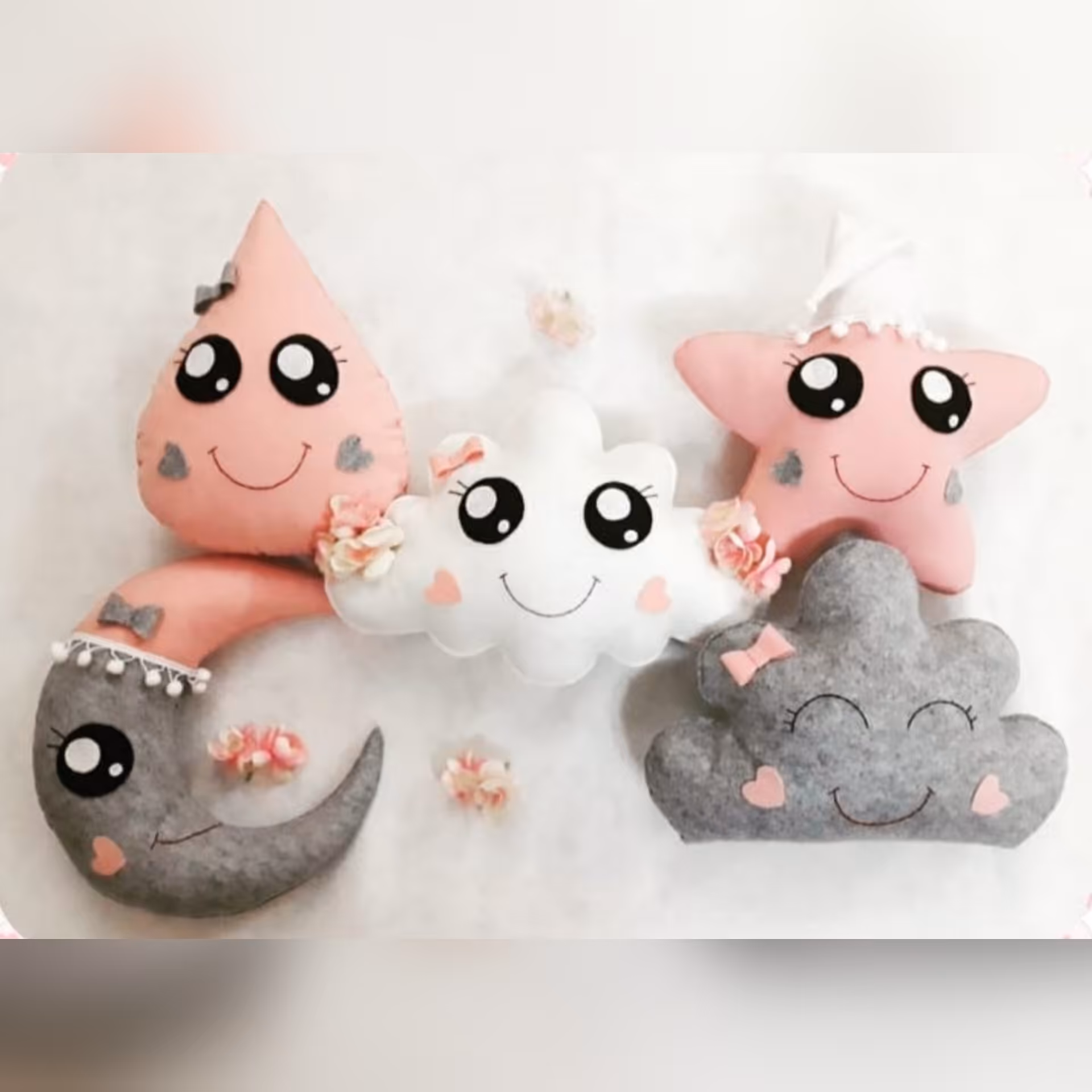 کوسن های نمدی در طرح های ابر ، ماه ، ستاره و قطره