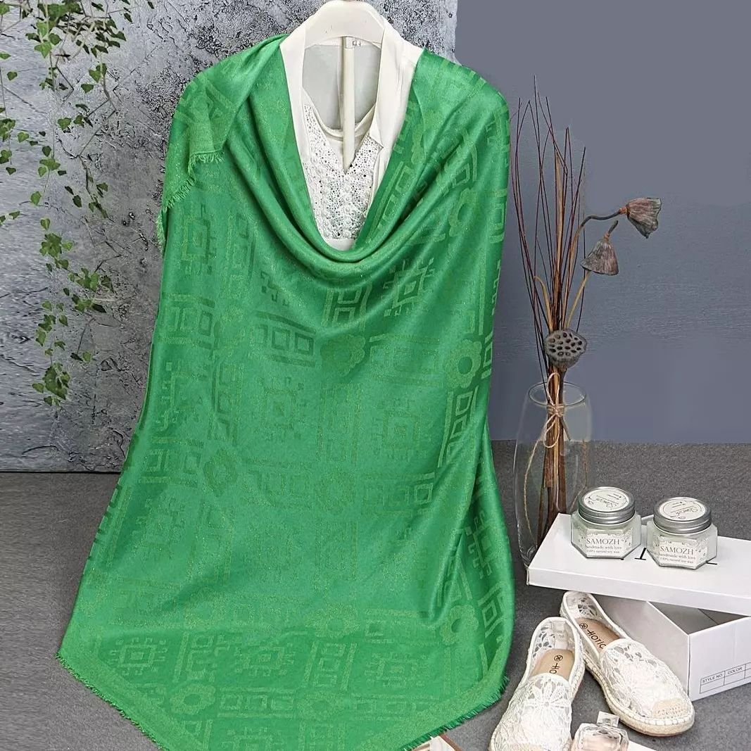 روسری نخی لمه