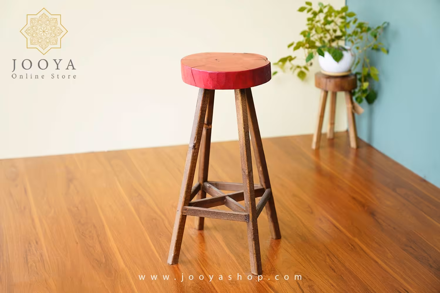 چهارپایه چوبی آریا