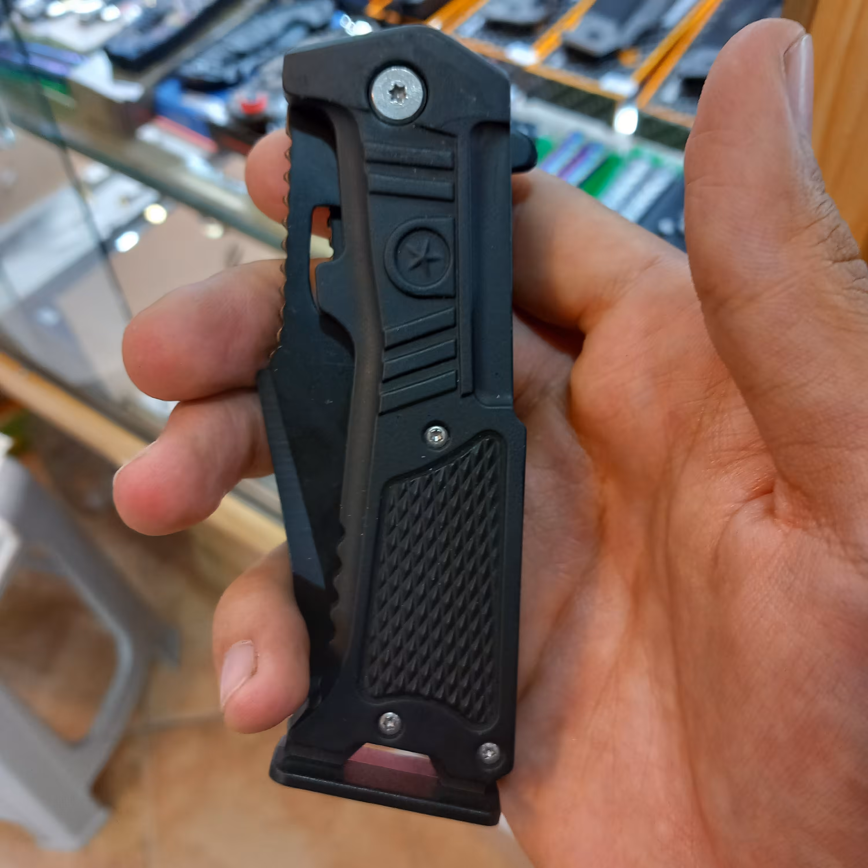 چاقو کلمبیا طرح خشاب  ارسال رایگان