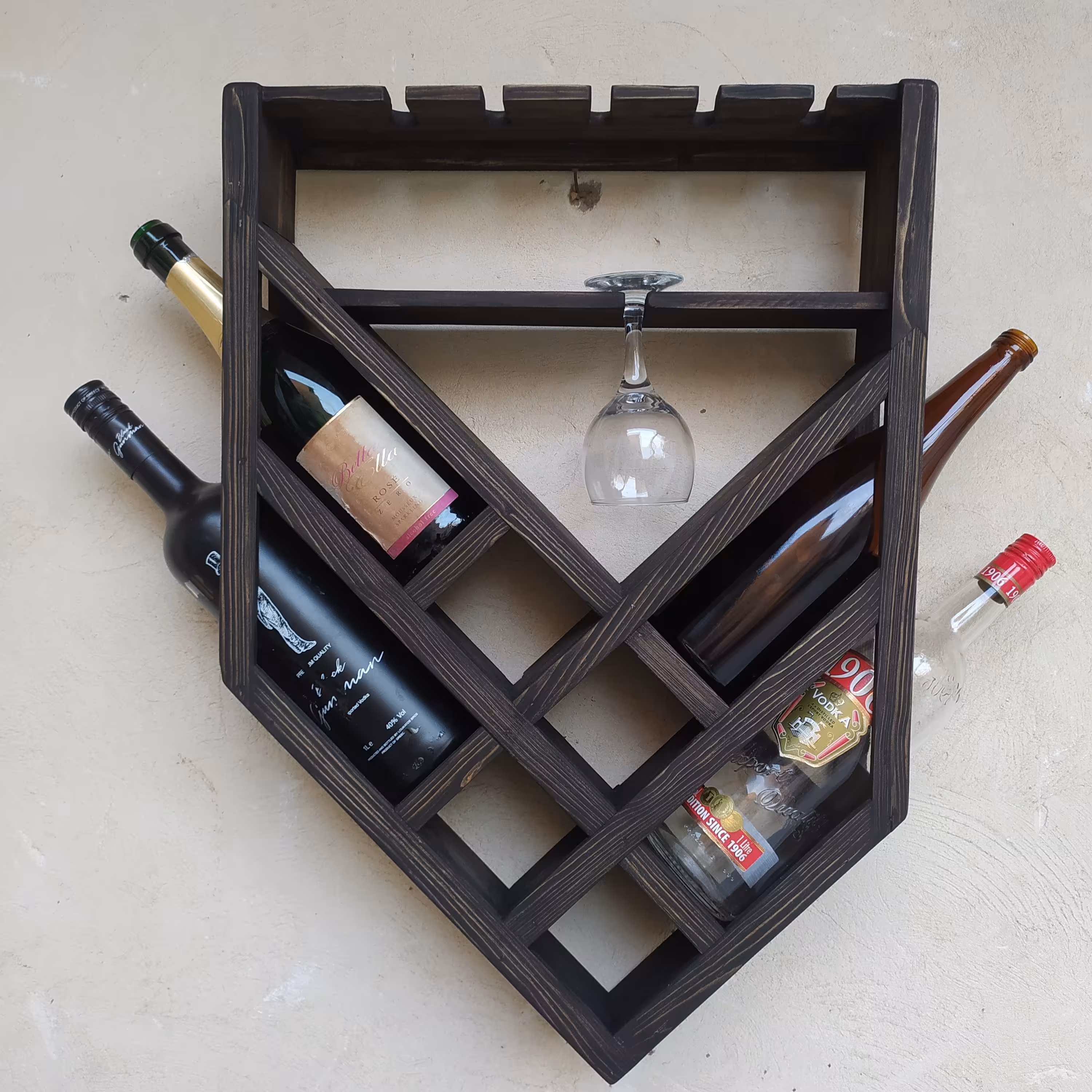 استند چوبی بطری وجام
